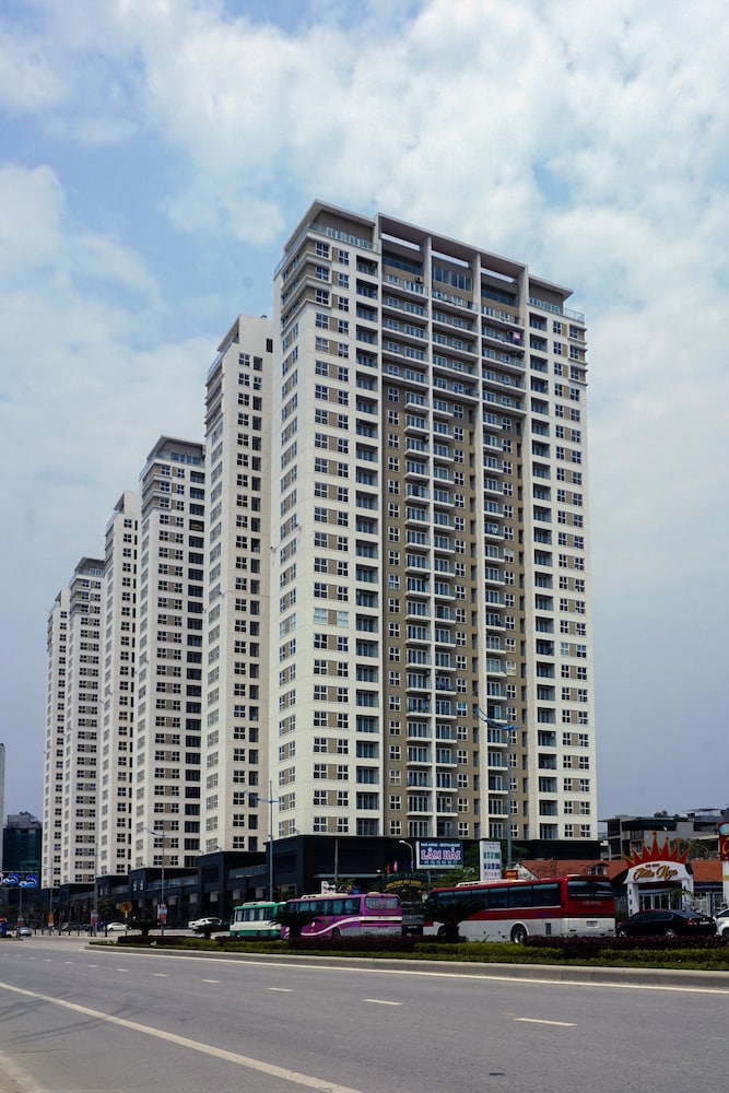 Hometel Newlife Ha Long