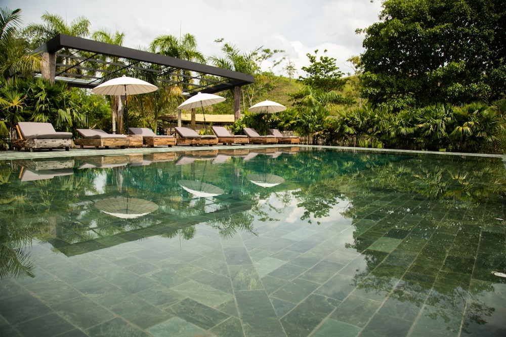 Hotel El Río Hotel - Image 1