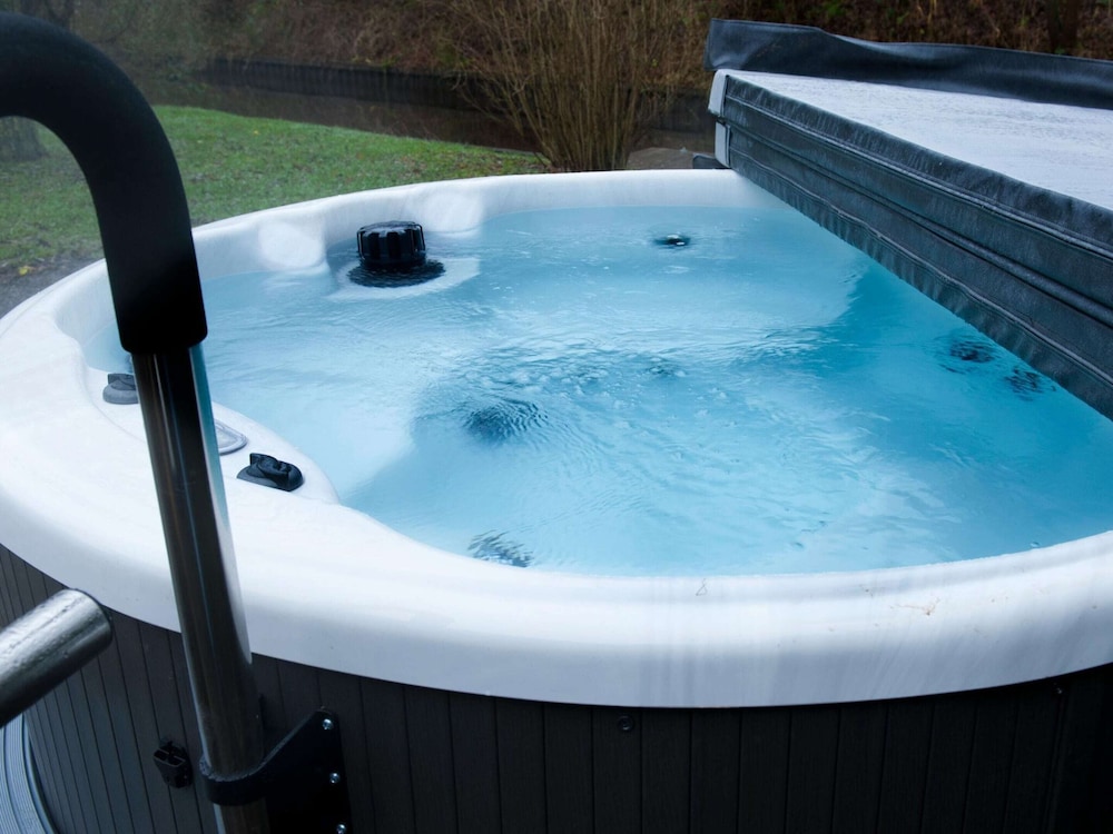 Bungalow in Friesland With Outdoor Spa
