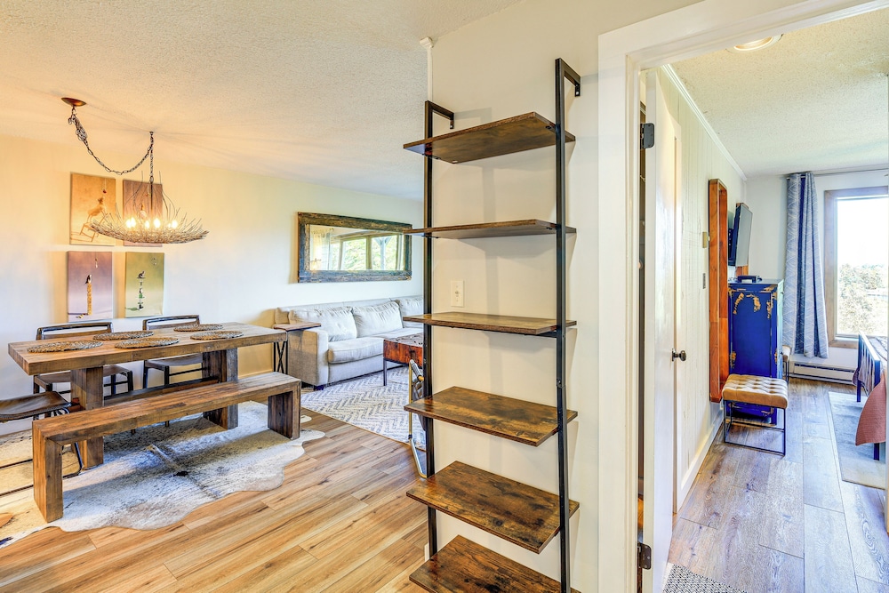 1 Mi to Slopes! Sugar Mountain Retreat w/ Views