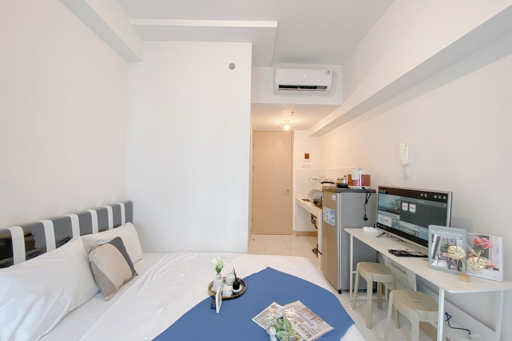 Restful And Simply Studio At Tokyo Riverside Pik 2 Apartment