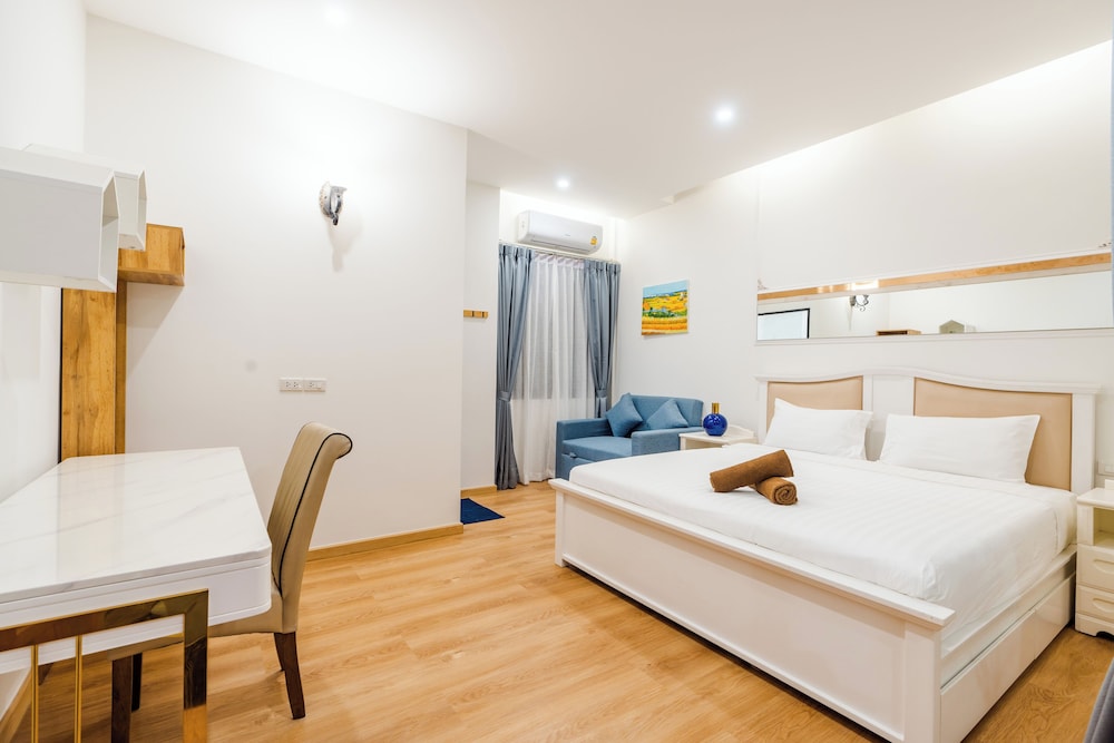 Full moon Bay hua hin Cha-am