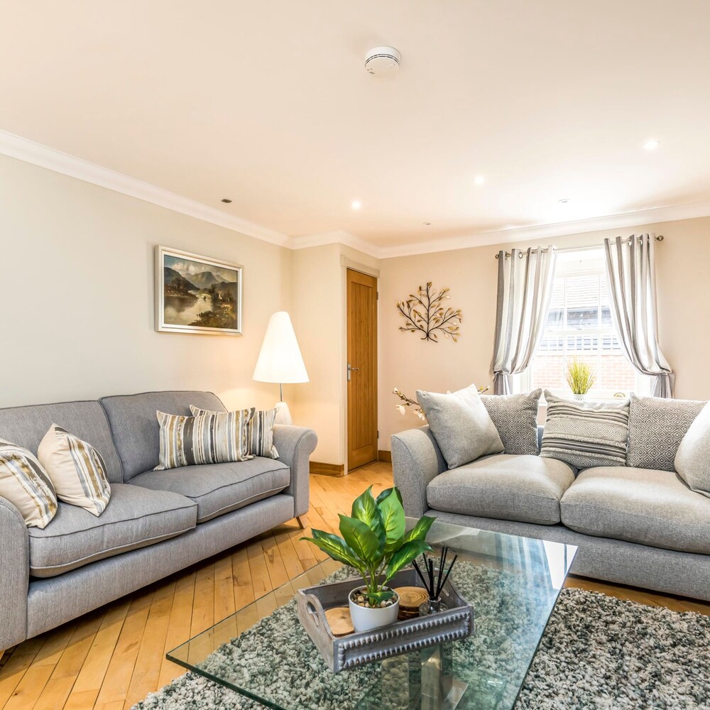 Stylish 3 Bed With Double Carport