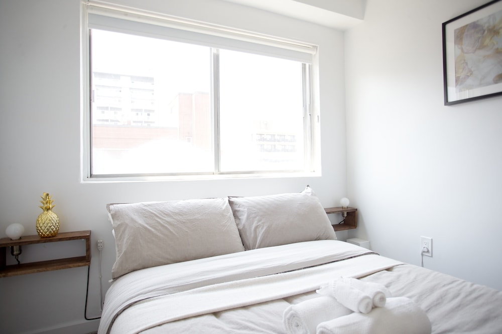 The Hutchinson Suites - Image 5