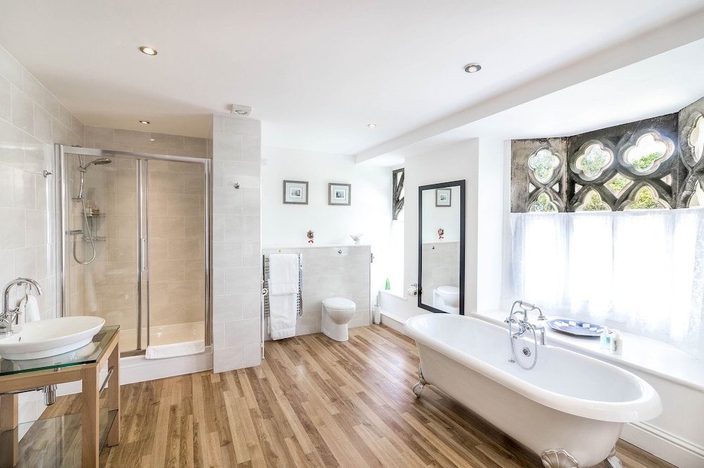 Ffarm Country House