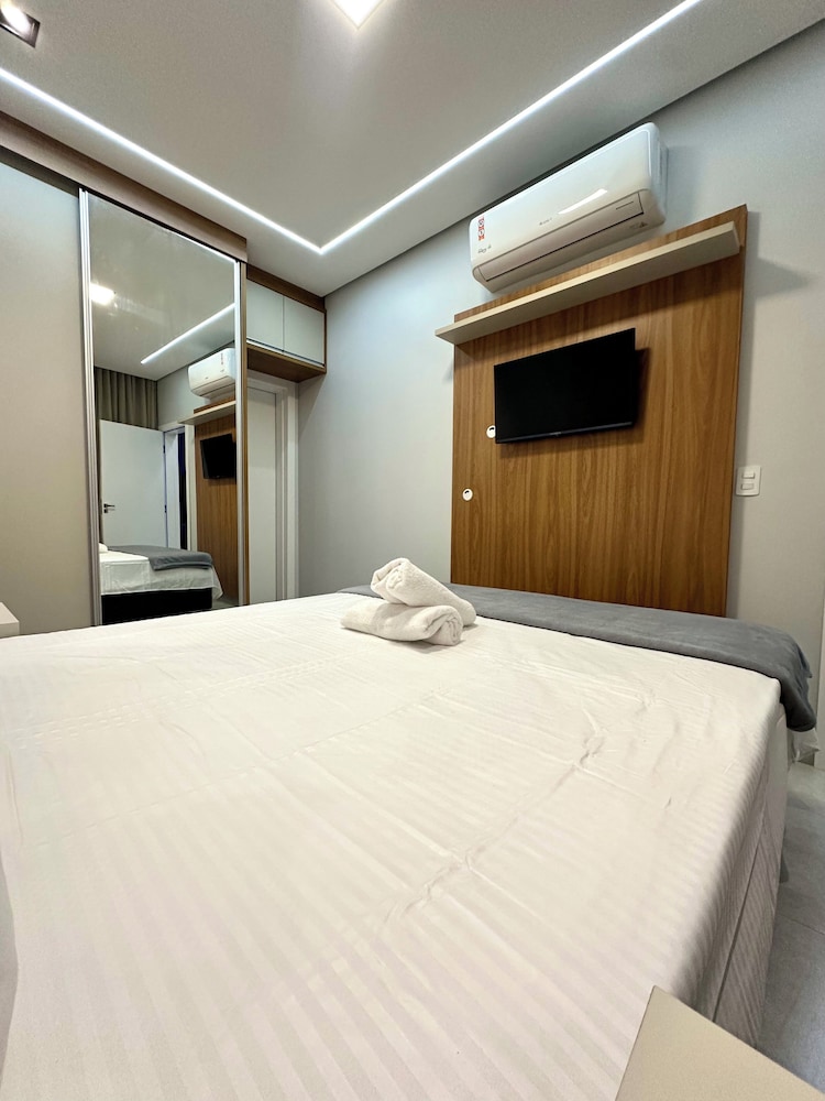 Apartamento Pequi Luxo com Garagem