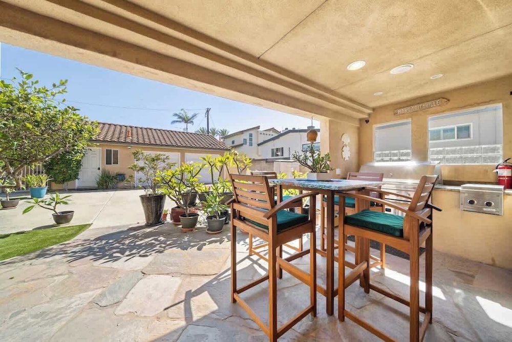 Hot Tub Ocean Views 3 Bedroom Private Home