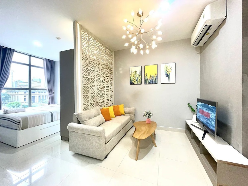 Saigon Royal View Residence & River