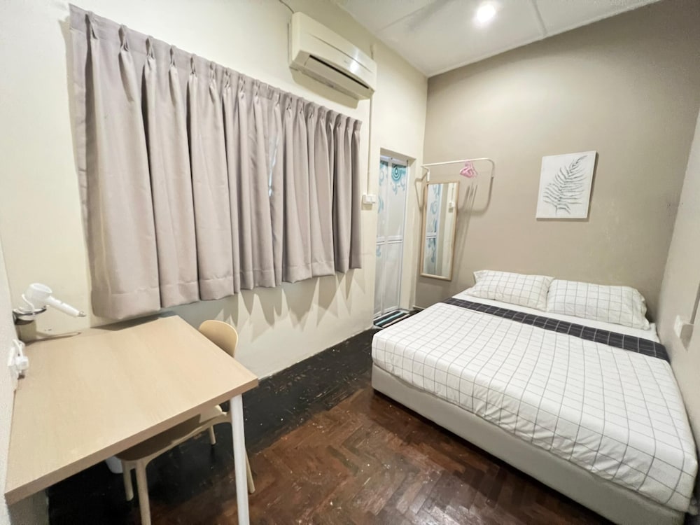 myRoom at 14 J Mandalay