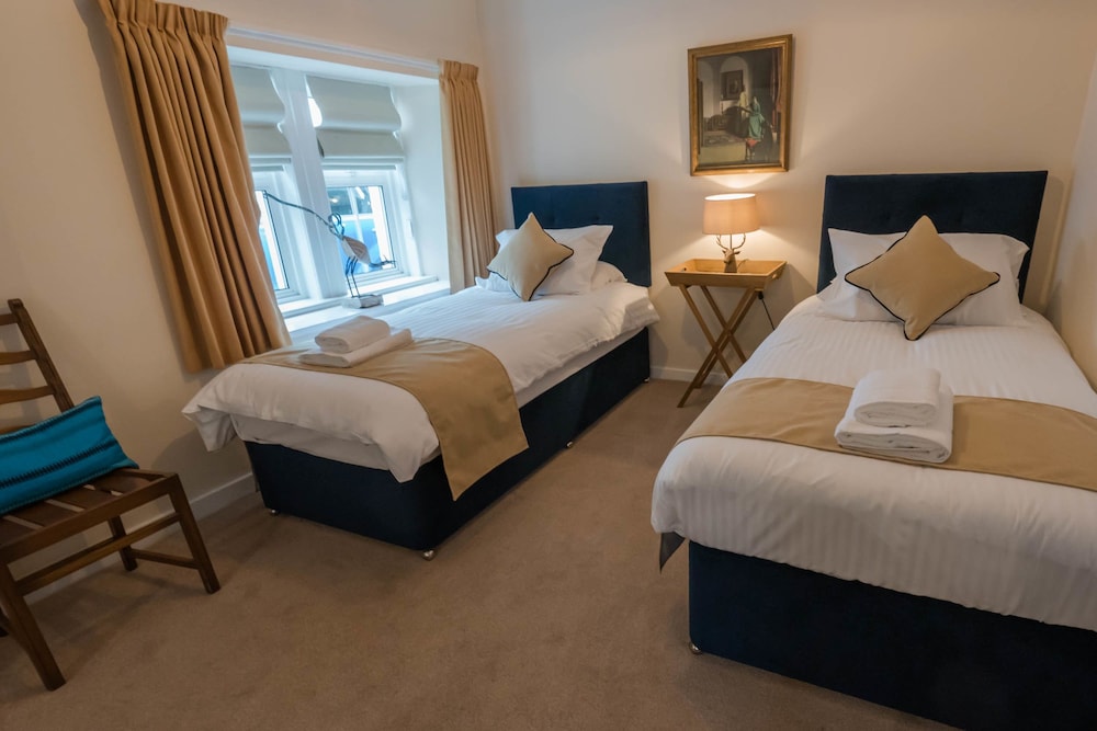 The Clachan Inn view 3