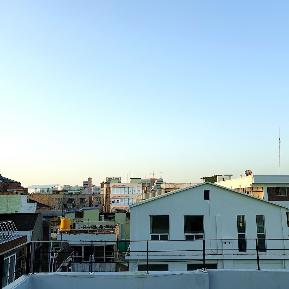 Daemyung Guesthouse