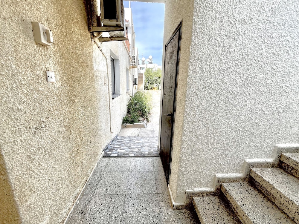 79 AN - Stay Nissi Chrysland Studio 111