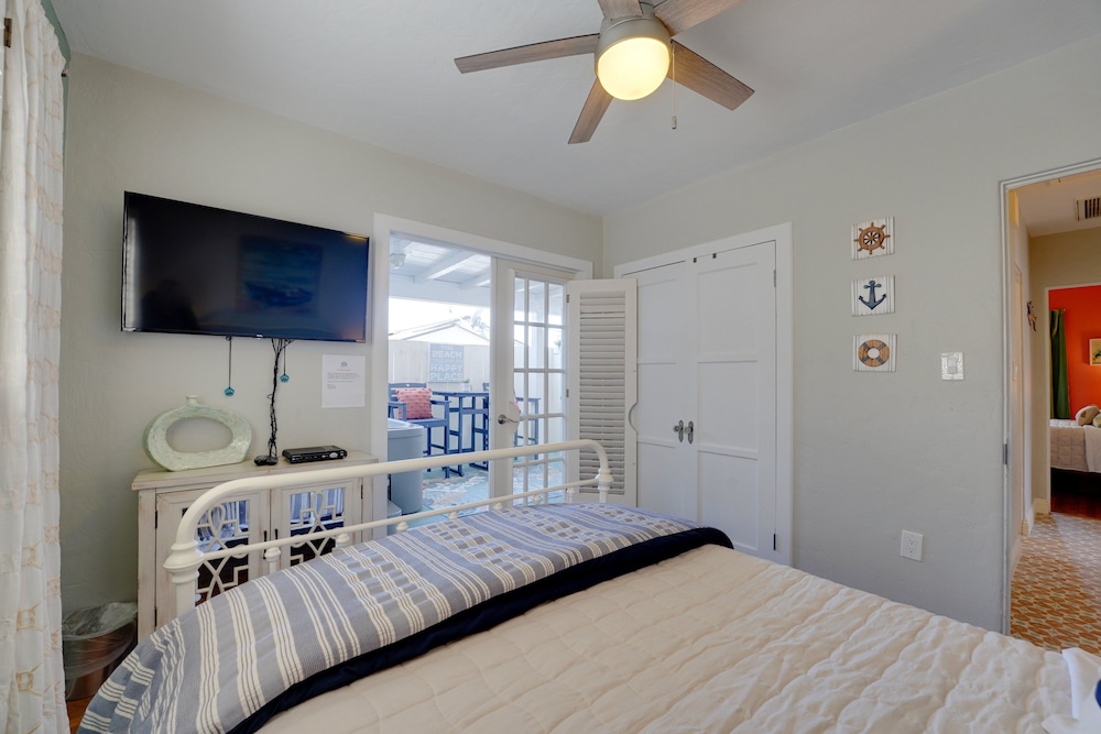 Coral Cottage