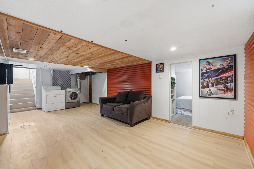 Cozy & Modern 3-bed Bungalow In Heart Of Greeley 3 Bedroom Bungalow