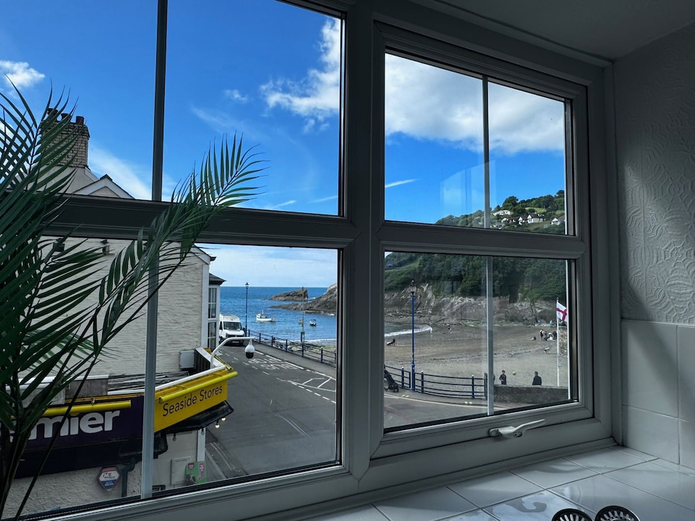 Seaside Apartments