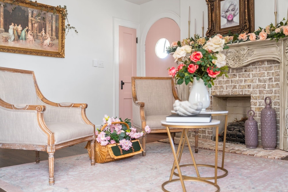 The Pink & Old Clarksville House
