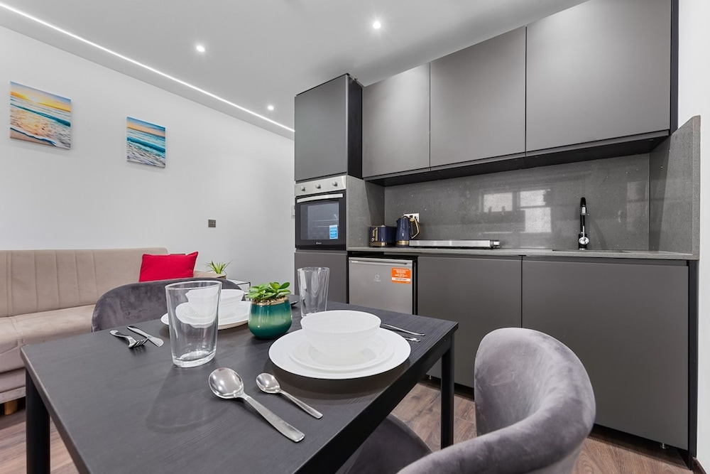 Chic Studio in Golders Green Near Tube Station