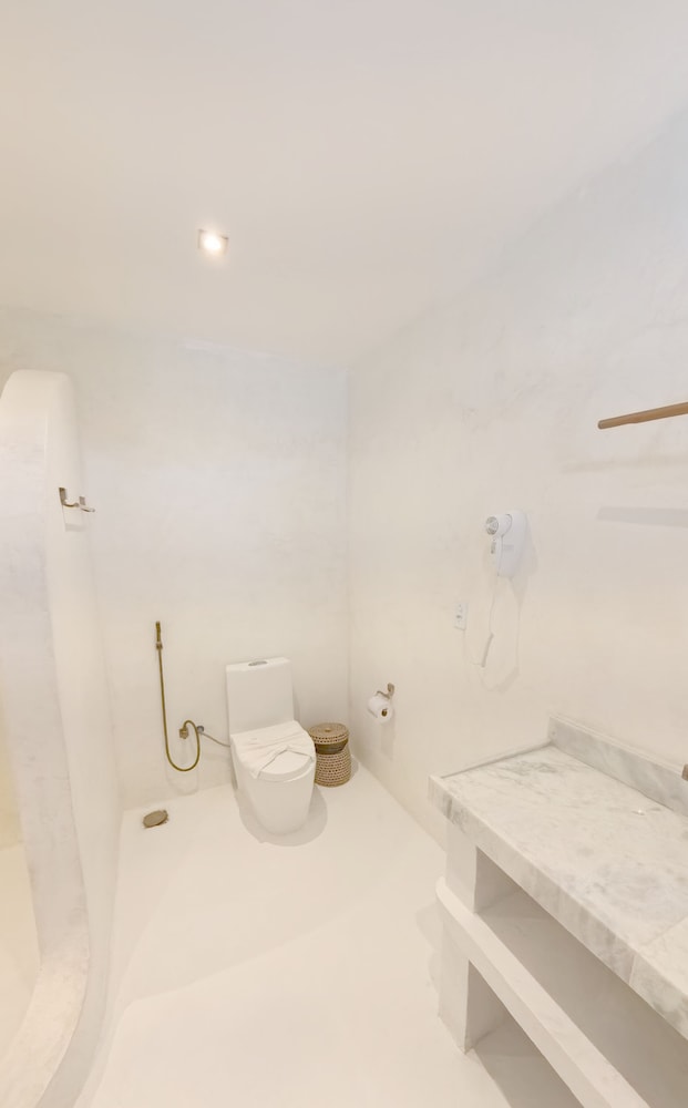 TRIBUS Experience Inn