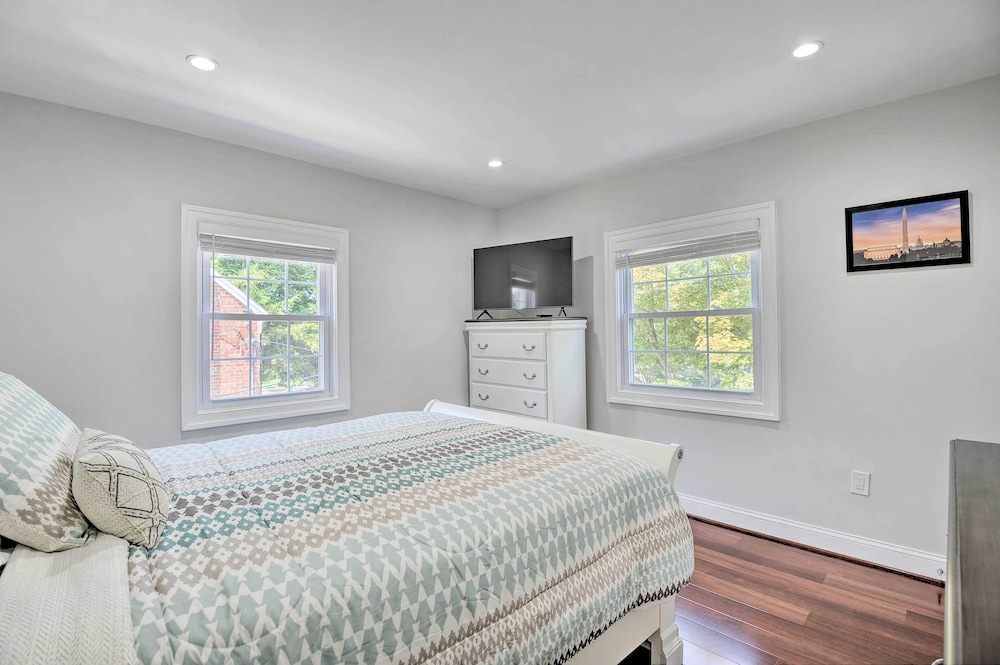 6 Mi to Capitol Hill: Spacious Family Home in DC