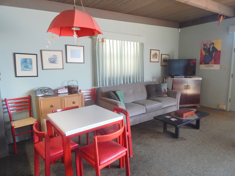 196 Front Street 1 Bedroom Home by Redawning view 2