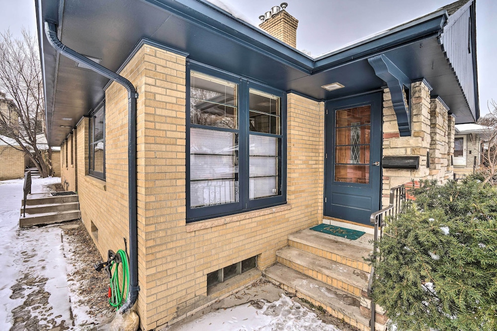 Minneapolis Vacation Rental By Lake Harriet!