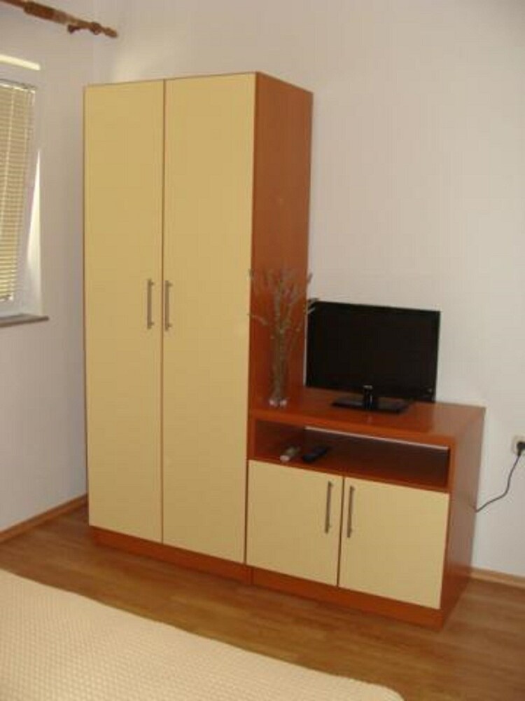 Apartments Krvavac