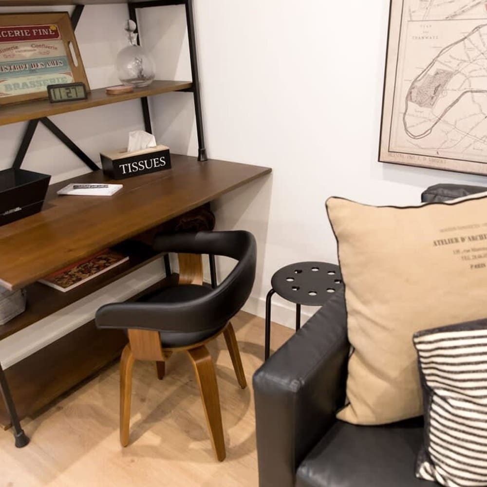 Stylish Sevre I Chic 1-br in the Heart of the 6th