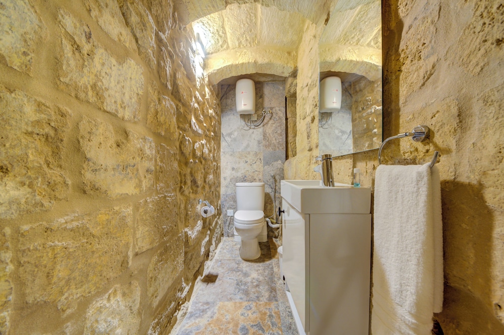 Ta' Karmenu - A Medieval Maltese Gem 800-year-old House Near Mdina, Rabat