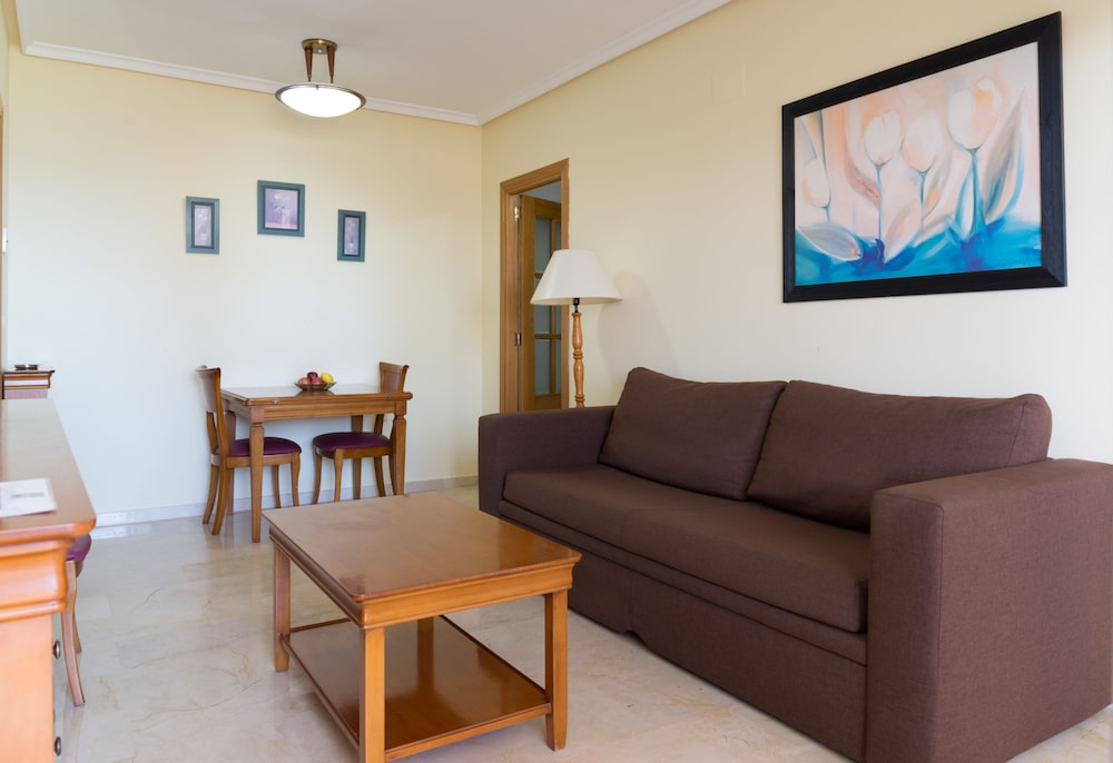 APARTAMENTOS GEMELOS 20 - BENINTER