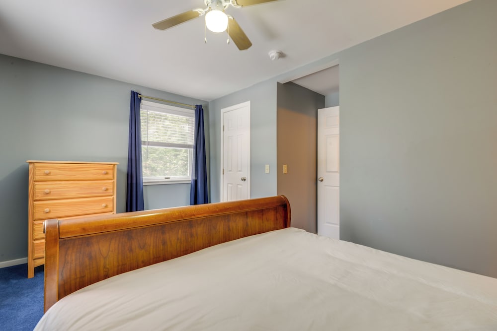 Ski, Golf & Hike: Spacious Dover Retreat!
