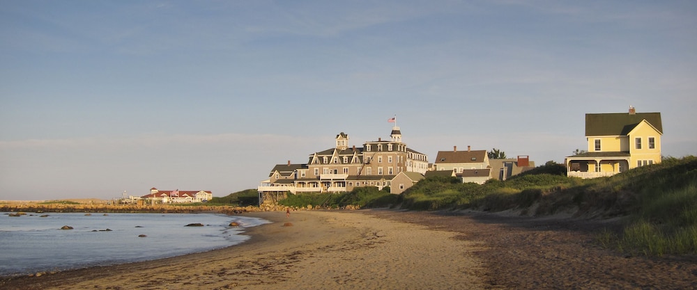 The Blue Dory Inn