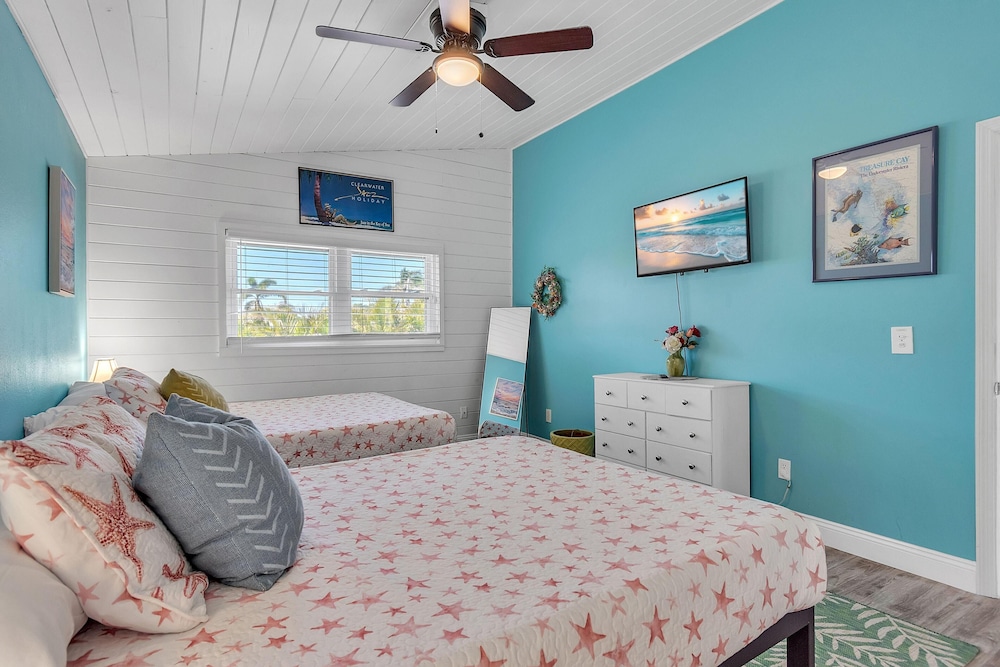 Bates Avenue House