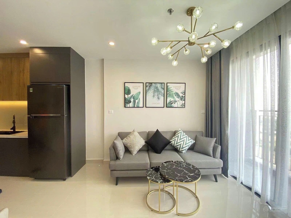 Lyshing Apartment in Vinhomes Grand Park