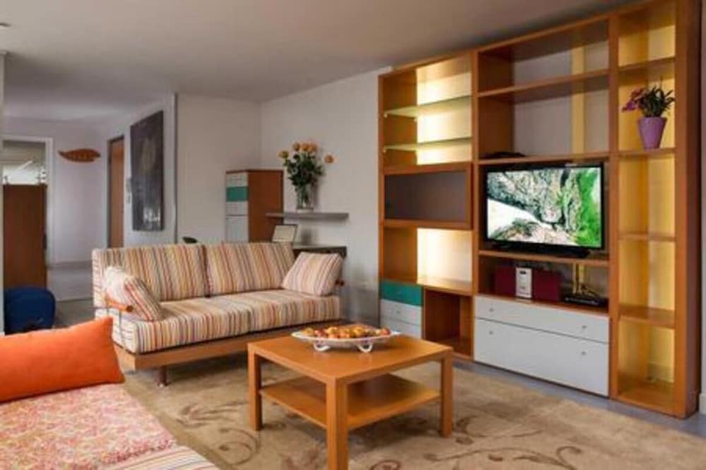 Apartments Ward view 3