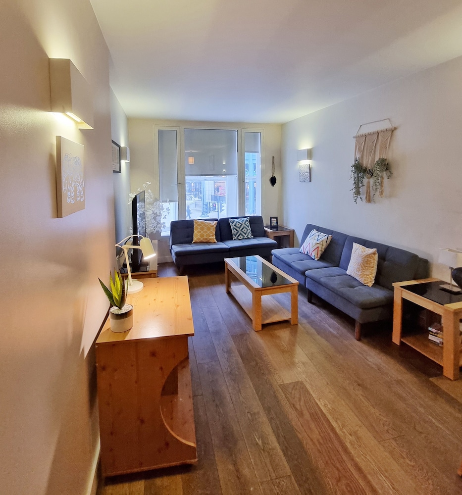 Liverpool Street Apartments