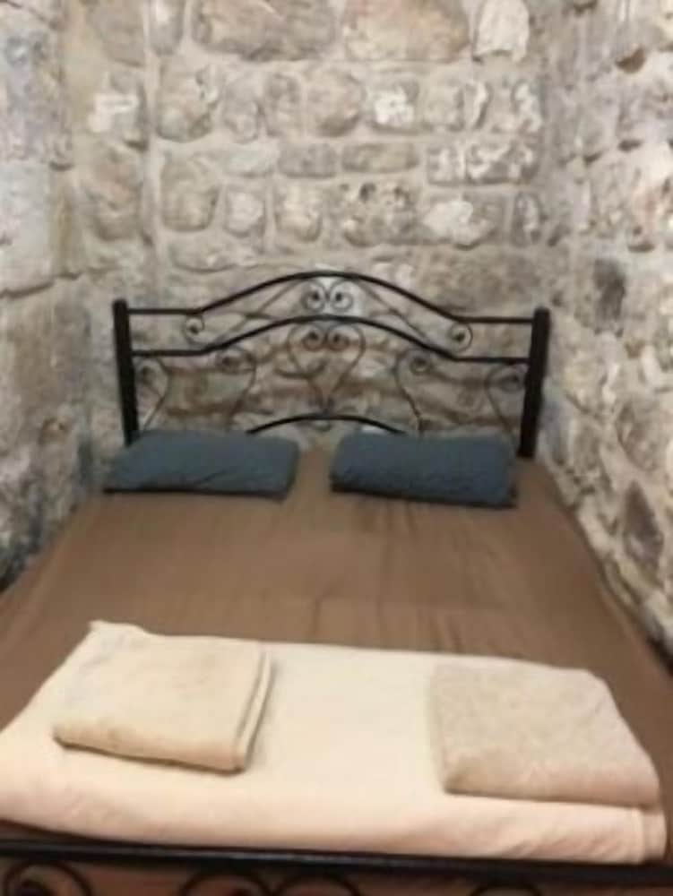 Chain Gate Hostel