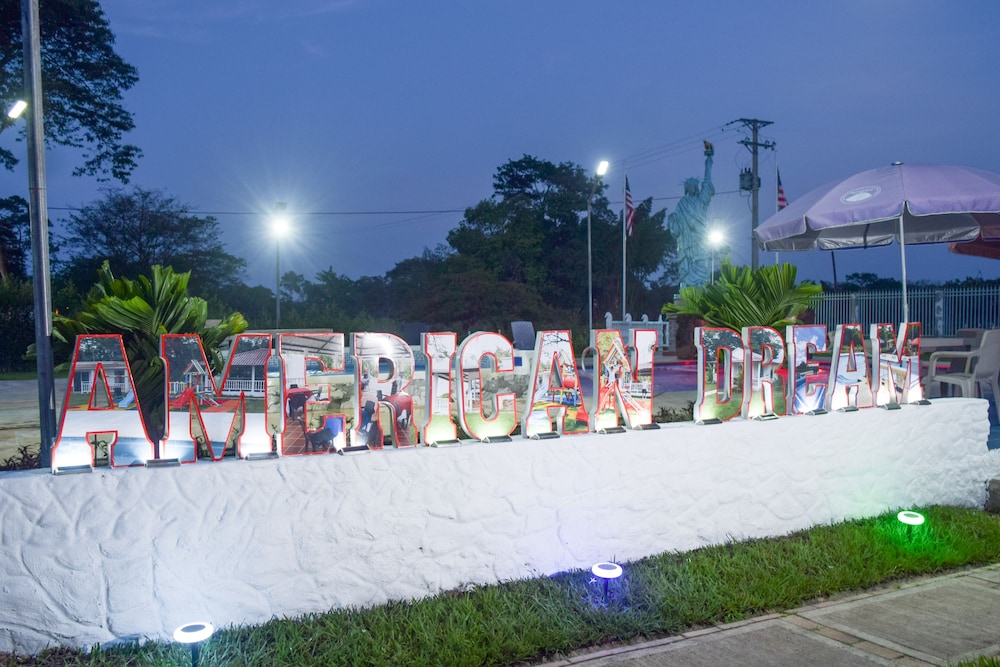 Hotel Cabanas American Dream - Property Image 3