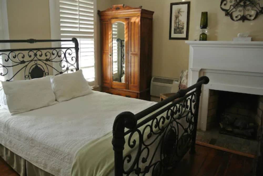 Florida House Inn