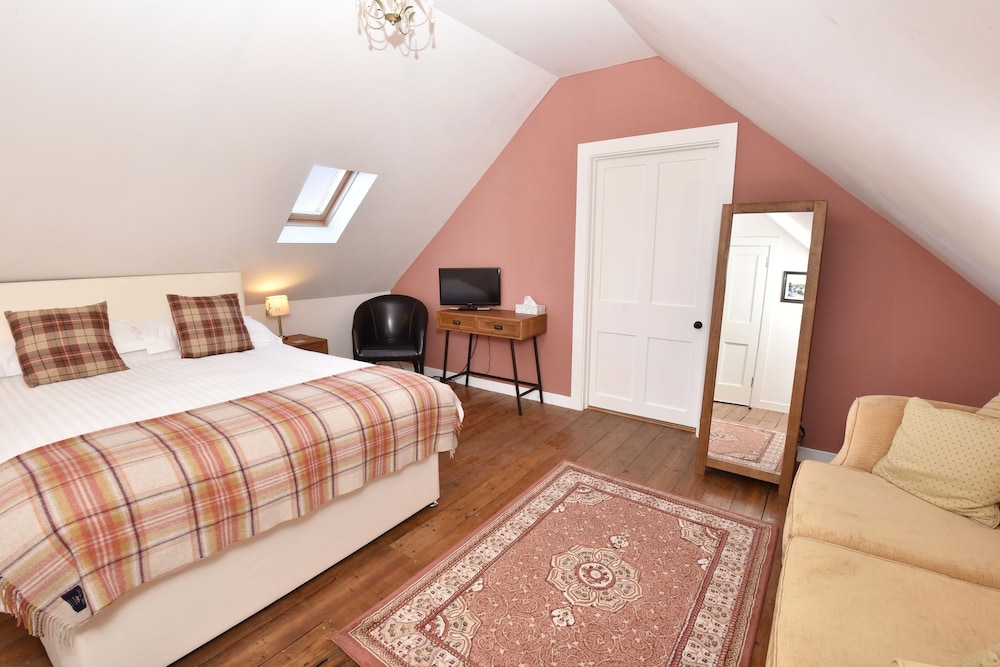 Cardhu Country House