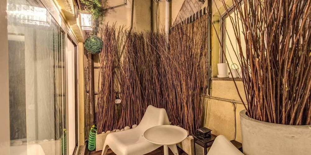 Vicolo delle grotte Campo di fiori