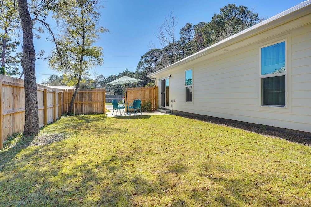 1 Mi to Beach: Dog-friendly PCB Home w/ Backyard!