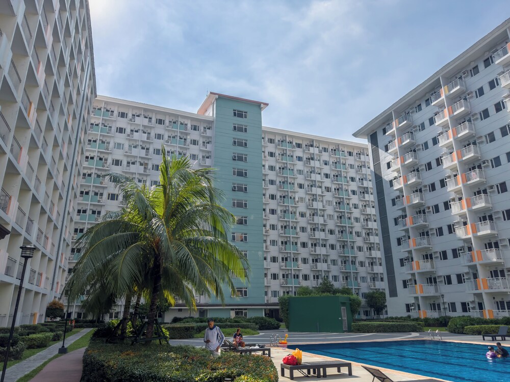 GemstoneBR in SMDC Field Residences