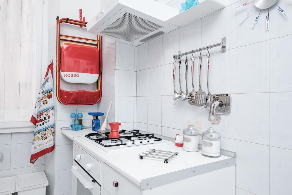 Domus Linda in Roma With 1 Bedrooms and 1 Bathrooms