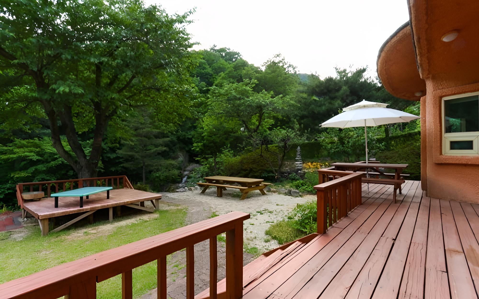 Gangneung Yeon House Pension view 3