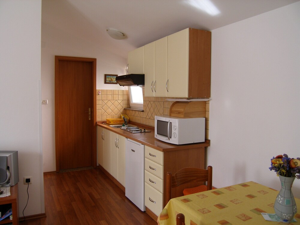 Urban apartment Ljiljana view 4