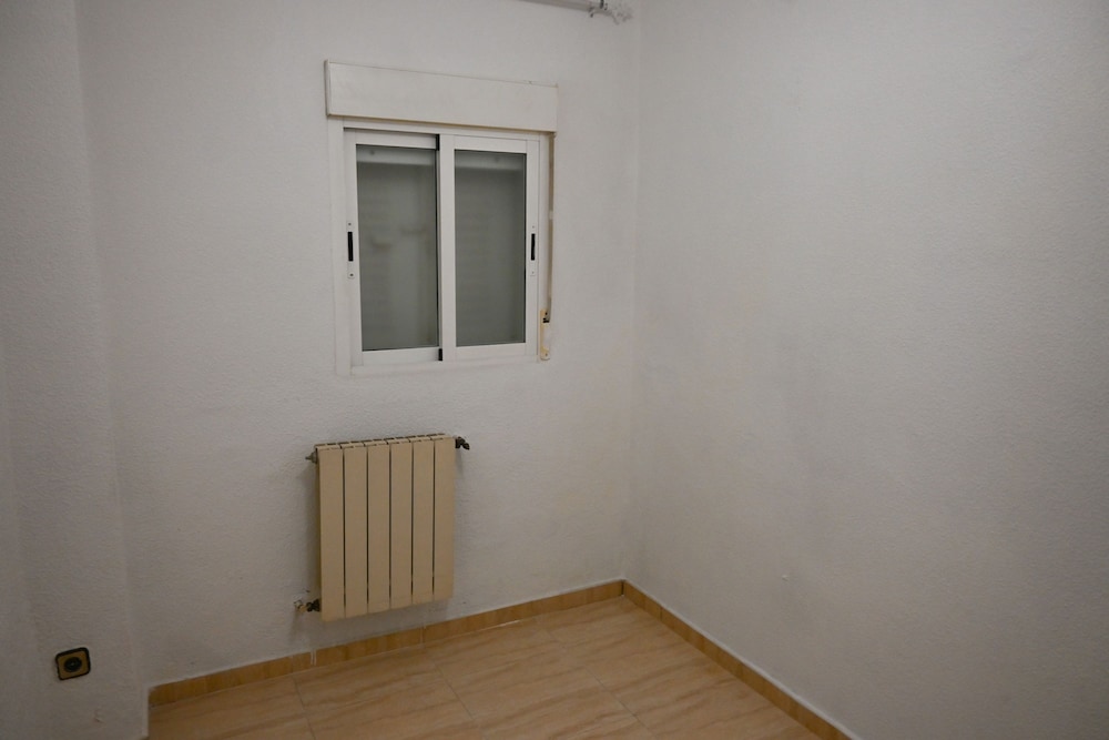 M Amu10 Amplia Vivienda de dos Dormitorios en el