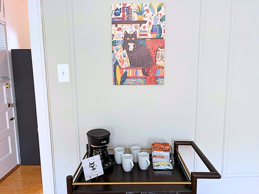 Charming 1BR in Evanston - Hinman B3
