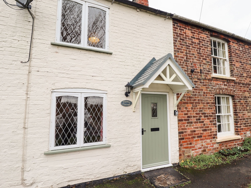 Thames Cottage
