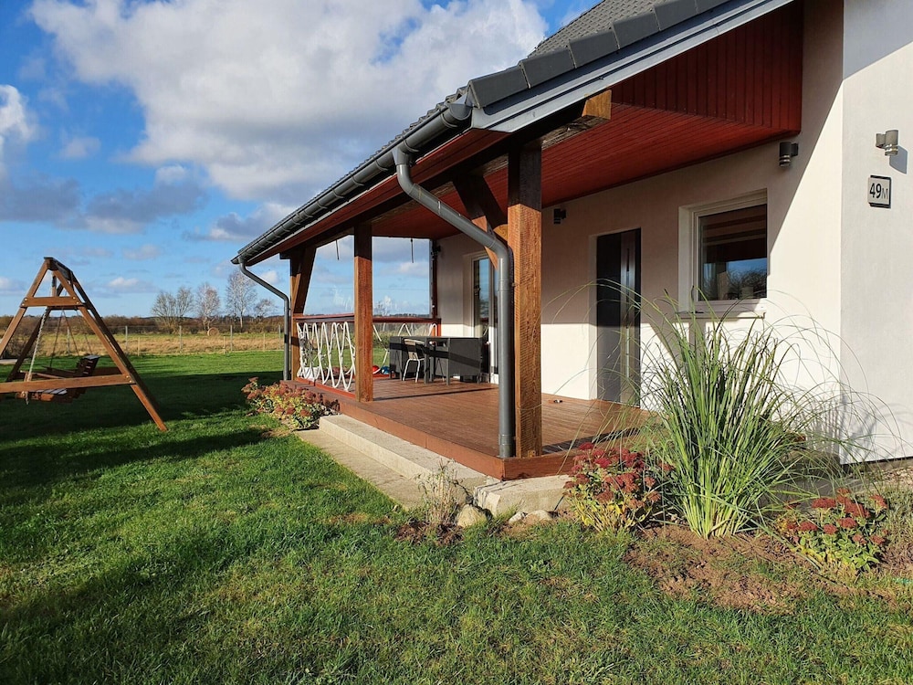 Comfortable Holiday Home, Private Garden, Sauna