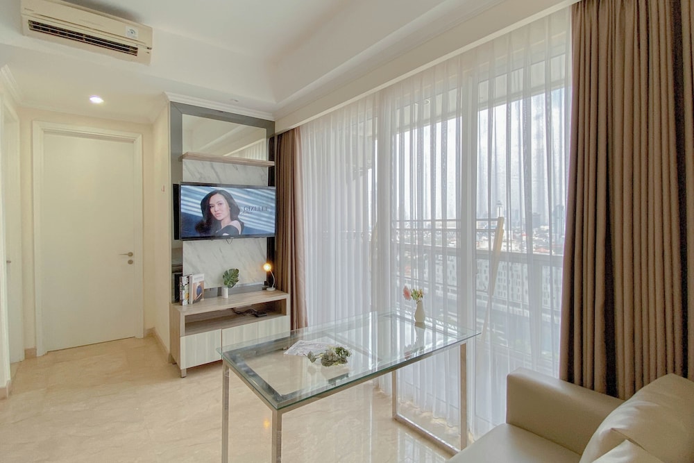 Comfort And Modern Look 2Br At Menteng Park Apartment